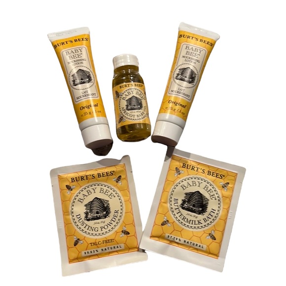 Burt’s Bees Baby Sample Set - Lotions, Oil, Powder - Picture 1 of 6